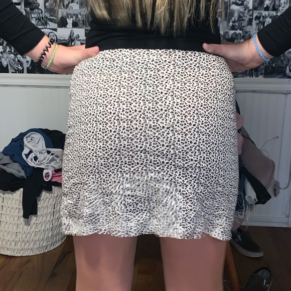 Cheetah skirt - Picture 6 of 6